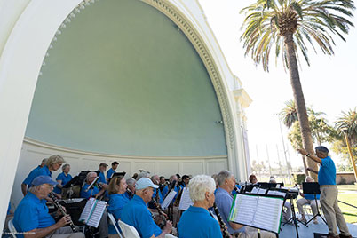 plaza del mar band shell ribbon cutting